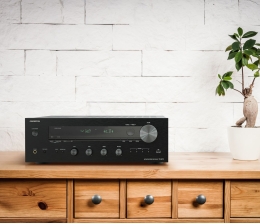 Heimkino Onkyo TX-8470: Neuer Stereo-Netzwerk-Receiver mit DAB-Tuner und Musik-Streaming - News, Bild 1